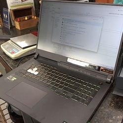 Asus rog Strix G17 Ultimate Gaming Laptop Priced To Sell!!