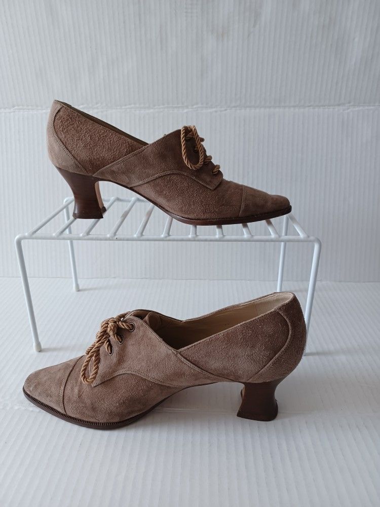 Saks Fifth Avenue Camel Pointed Toe Leather Shoes Size 6M