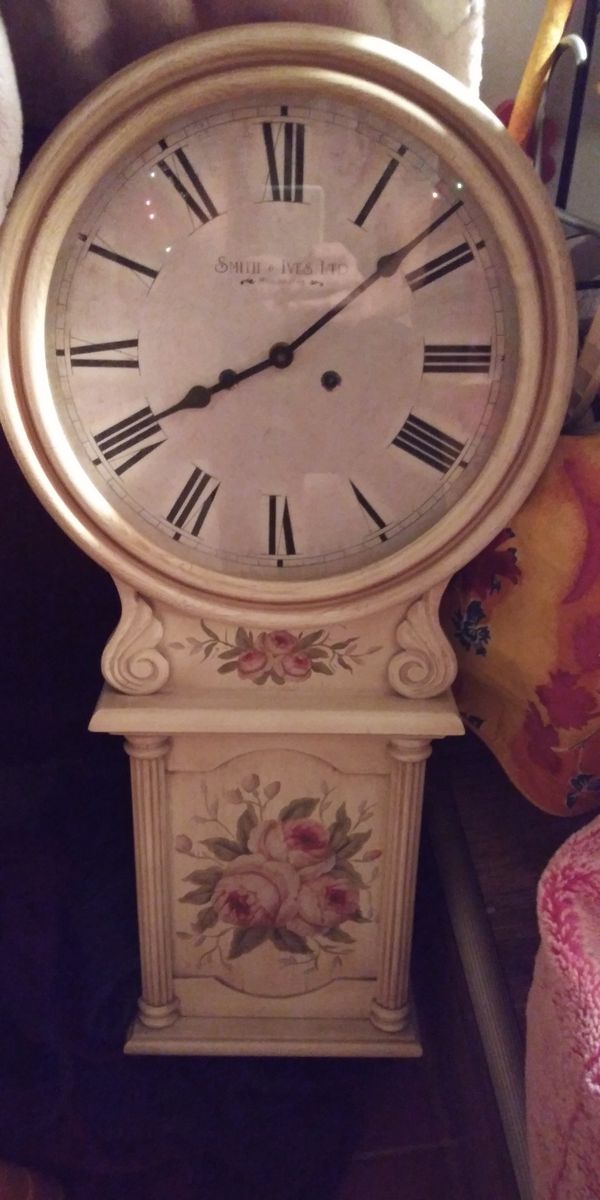 Smith and ives manchester Ltd clock for Sale in Bremerton, WA OfferUp