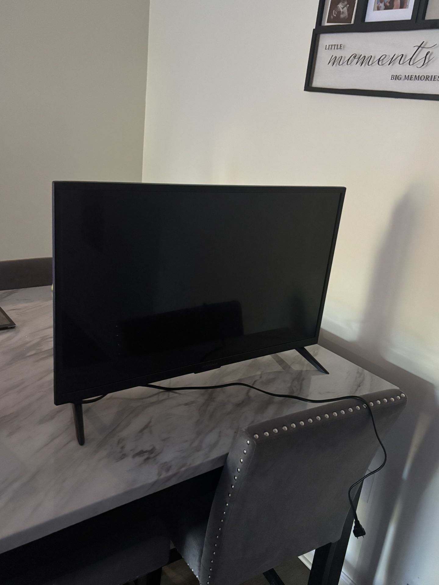 Insignia 32 Inch Tv