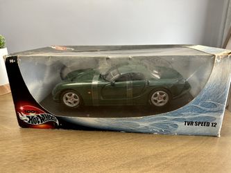 Green 100% Hot Wheels, TVR Speed 12, 1:18 scale