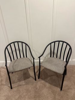 Set of 2 black metal chairs with patterned seats