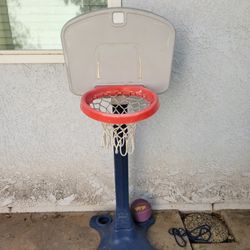 Basketball Hoop with Ball!