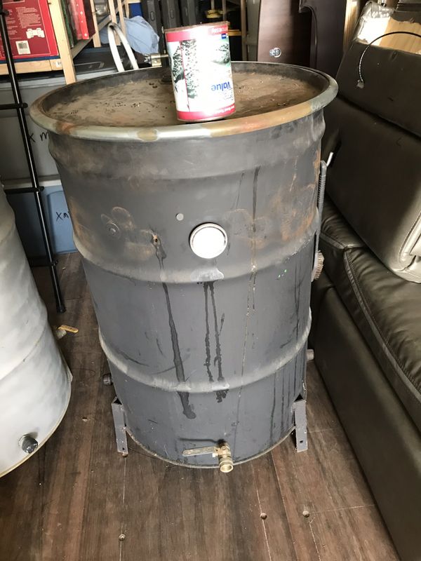 55 gallon ugly drum smoker/cooker/grill for Sale in Decatur, TX OfferUp