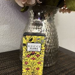 Perfume - Gucci Flora Gorgeous Orchid