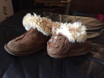 Baby uggs size M