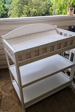 White Changing Table with Mattress Pad
