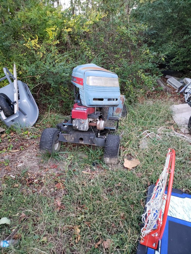 Old ride on lawnmower