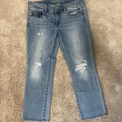 Women’s American Eagle Artis Crop Size 10
