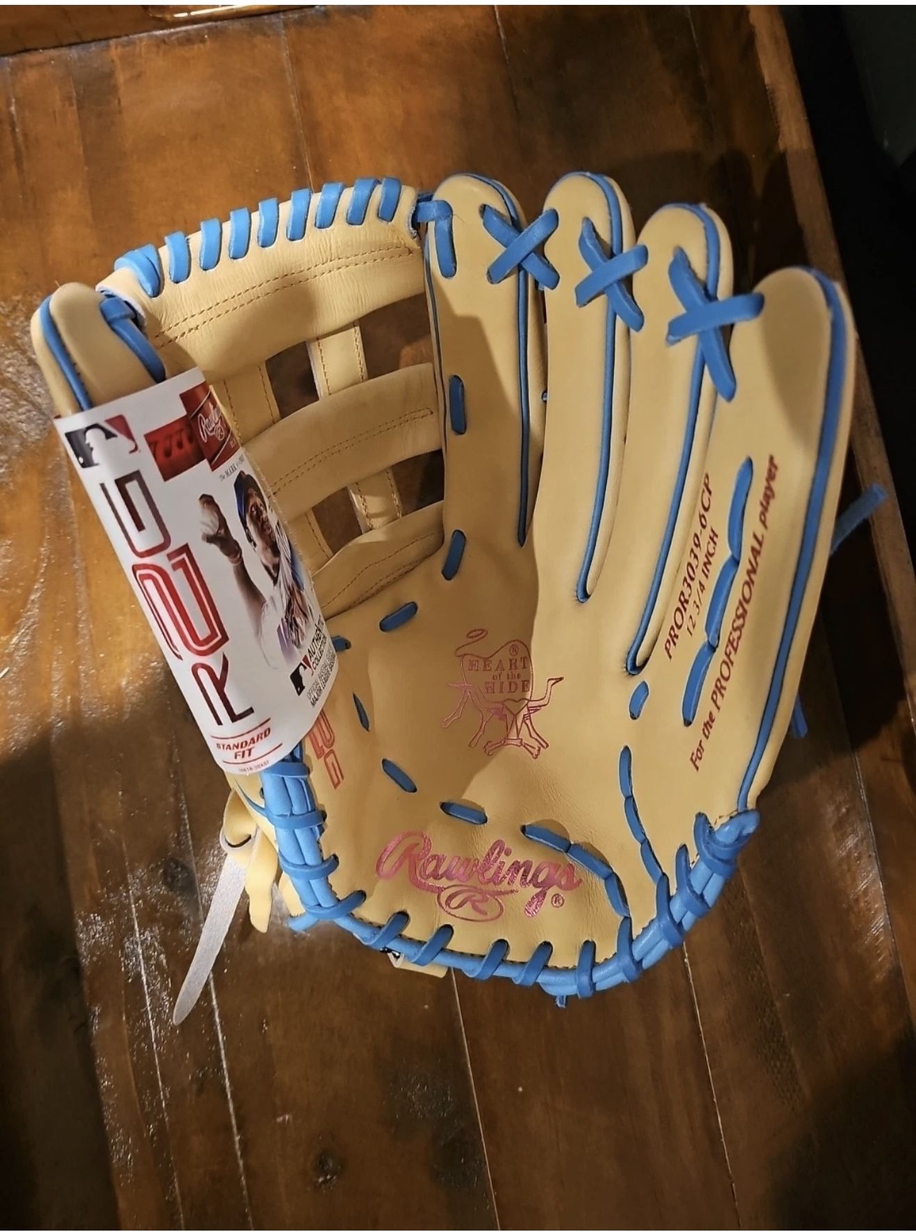 Rawlings Heart of The Hide Baseball Glove