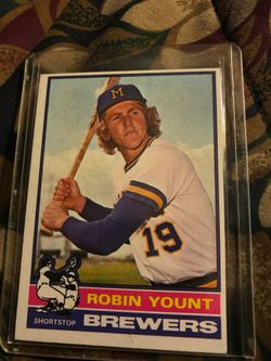 1976 Robin Yount Topps Card. Nice⚾️ baseball ⚾️ Card. Second Year #316