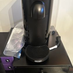 Nespresso Vertuo Plus Deluxe Coffee and Espresso Machine By De'Longhi