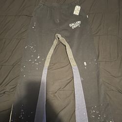 Gallery Dept. Flare Sweats 