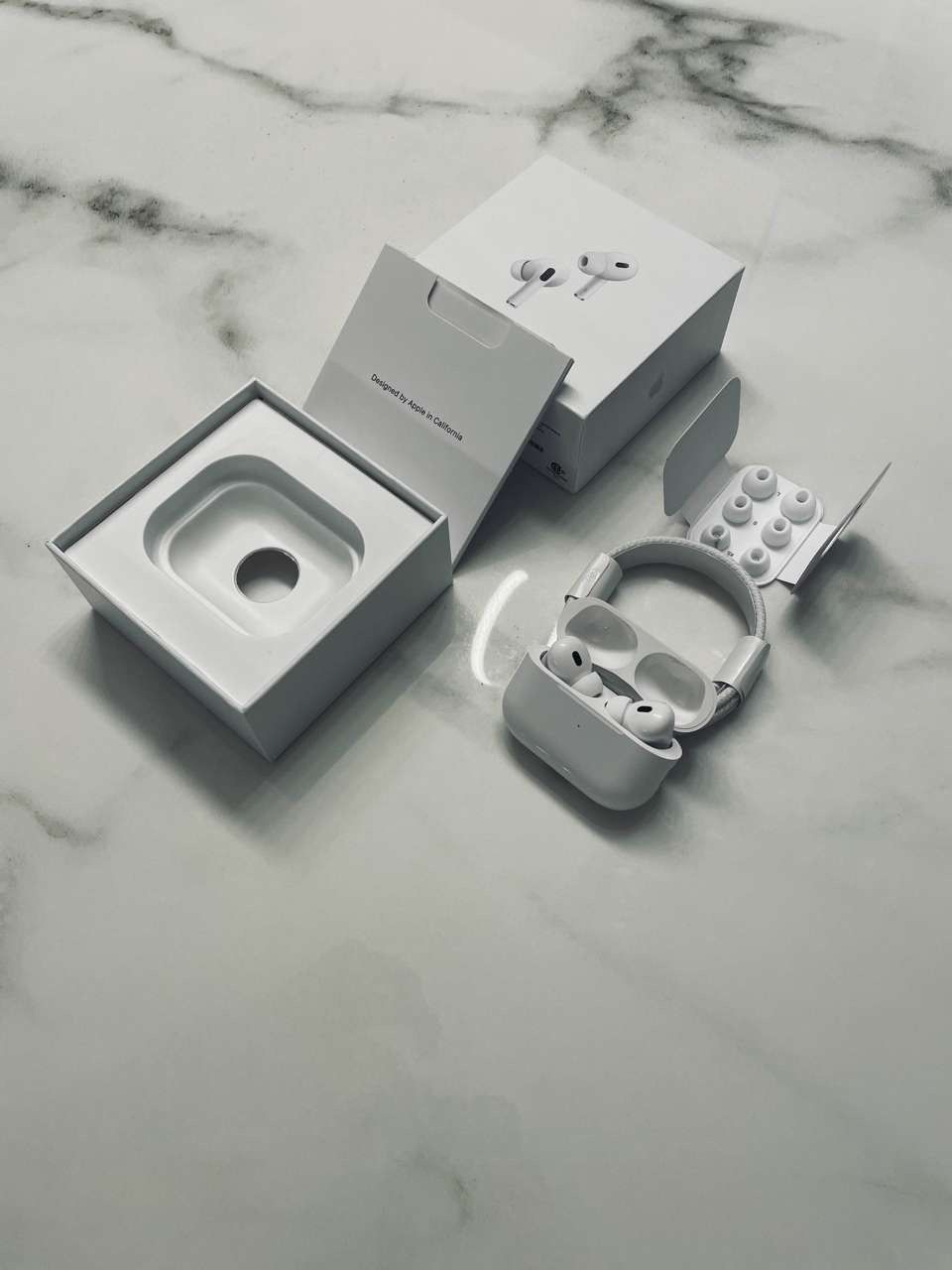 AirPod Gen 2