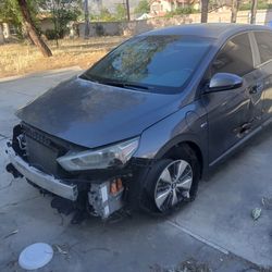 2018 hyundai ionic hybrid  hev