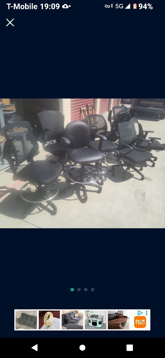 30x Assorted Black Office Chairs And Stools