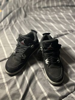 Jordan 4s/black Canvas