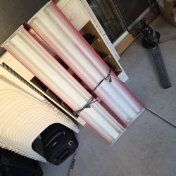 FLUORESCENT  FIXTURE LAMP