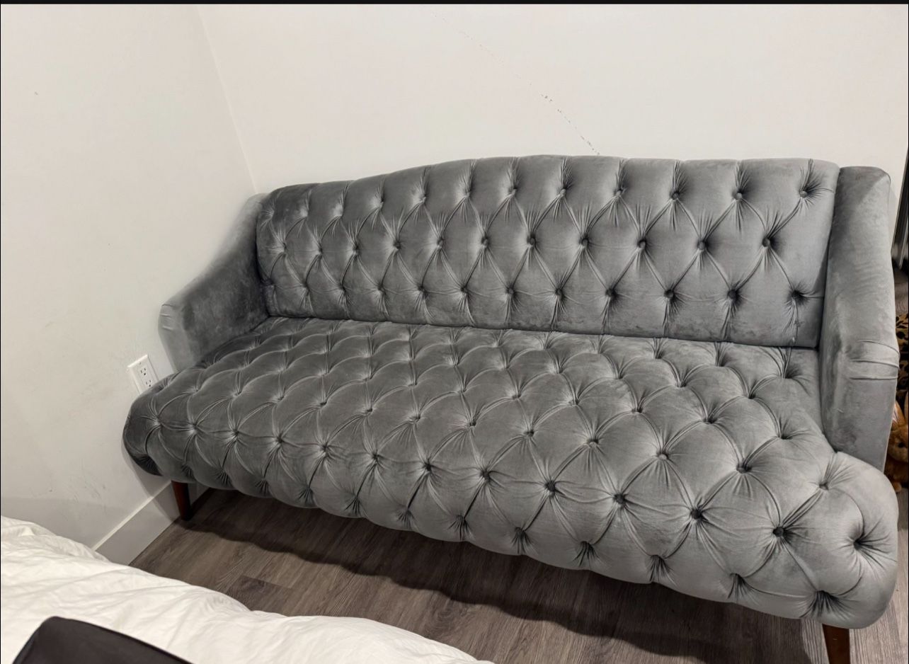 Tufted Sofa Couch