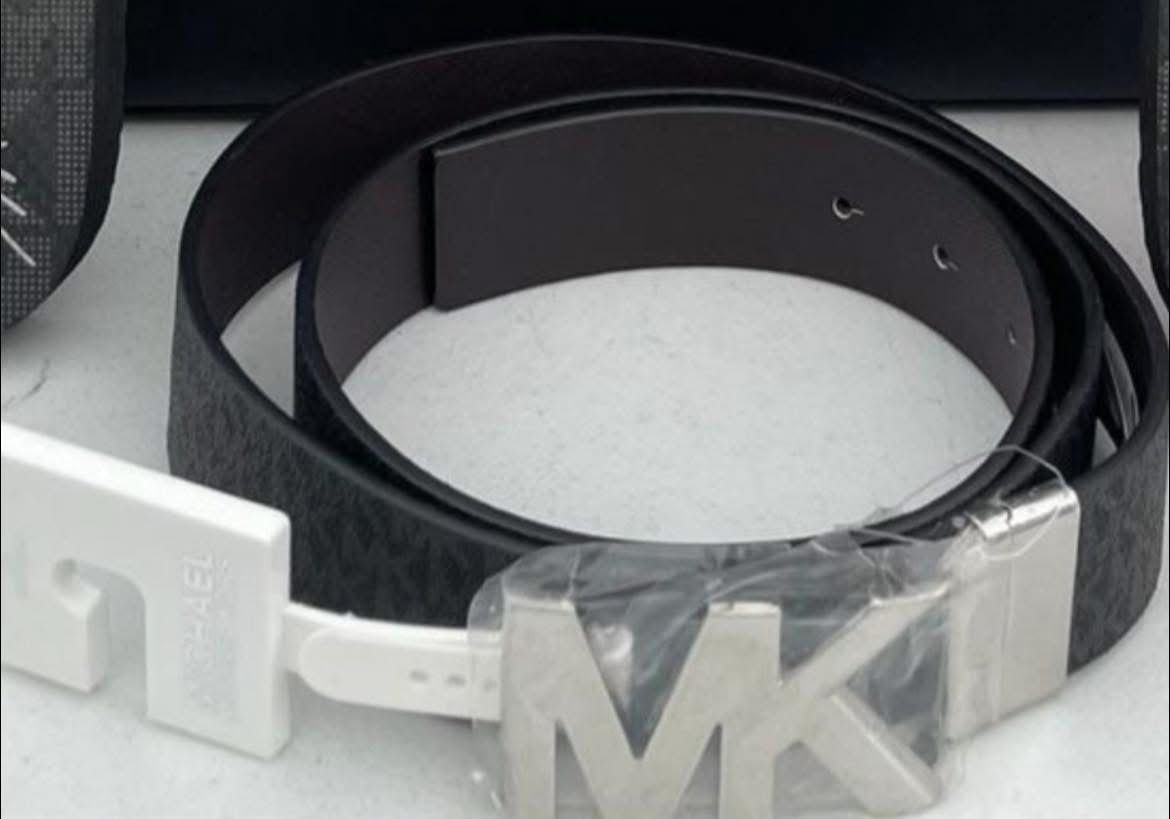 Michael Kors women’s belt size X-Large NWT pick up in the city of Pico Rivera