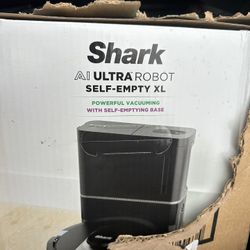 Shark Robot And Stand