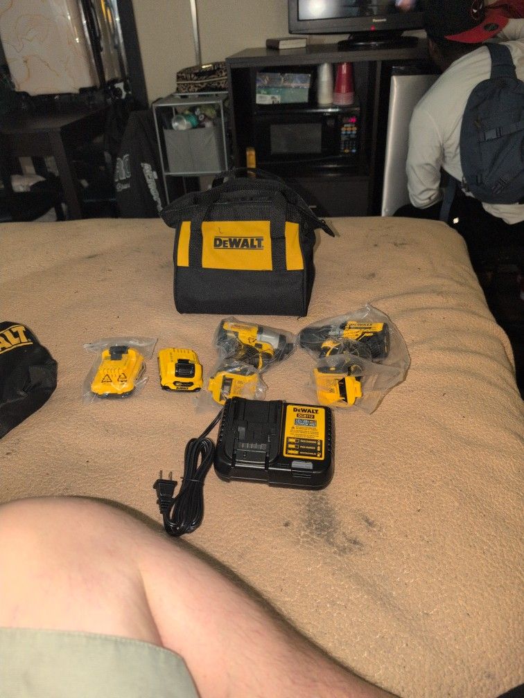 DeWalt Drill Set 12v