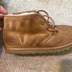 Uggs Size 7 Women 