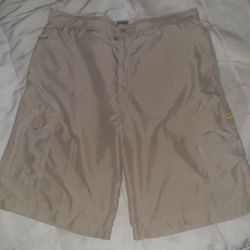 size 40 QUICKSILVER Shorts