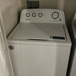 Washer/Dryer Set White In Color