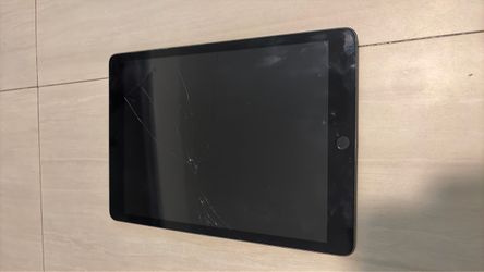 ipad 9th generation gray