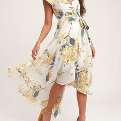 Lulus Dress New 