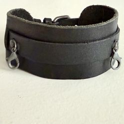 Leather Strap cuff Wrist bracelet 