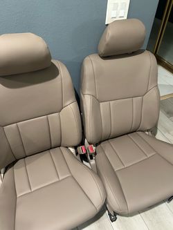 Toyota seats