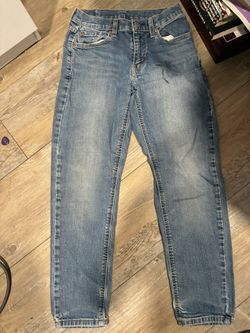BUNCH OF JEANS(NOT FREE)