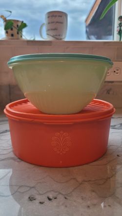 Tupperware 70's