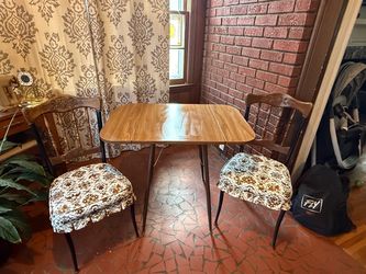 Classic Table and Chairs