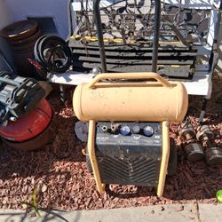 Dewalt Air Compressor........Works