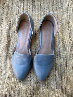 Women’s size 6.5/7