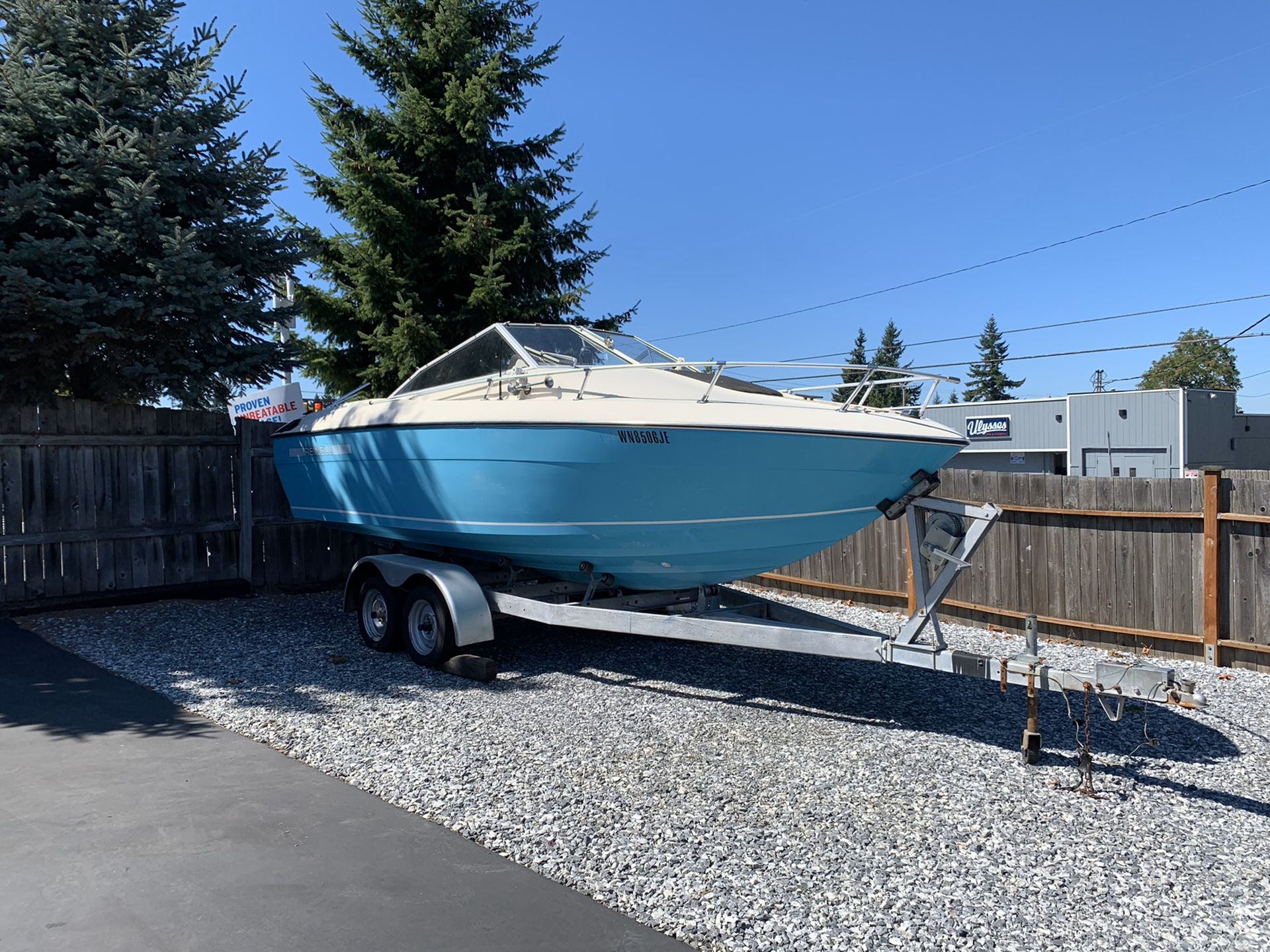 1975 reinell cabin cruiser 19 foot galvanized trailer great fishing boat or water sports