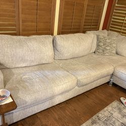 Sectional Couch SMOKE AND PET FREE HOME