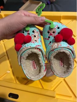 C6 crocs TRADE FOR BABY GATE