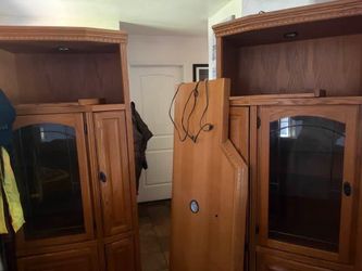 Entertainment center