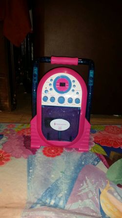 Radio toca cd auxiliar y micrófono