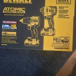 DEWALT ATOMIC 20V MAX Brushless 2-Tool Combo Kit 