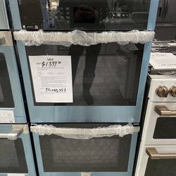 GE 27 in. Smart Double Electric Wall Oven
