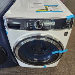 Profile 5.3 cu. Ft Smart Front Load Washer White WOdorBlock UItraFresh Vent System, Microban Technology, Tier 2 EStar
