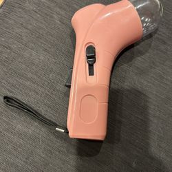 Pet treat launcher 