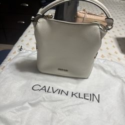 Cartera De Calvin Kleiln Horiginal Usada En Buenas Condiciones$25 