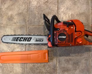 New Echo CS-590 Timberwolf Chainsaw 59.8cc With 20” Cutting Bar. Must Pickup