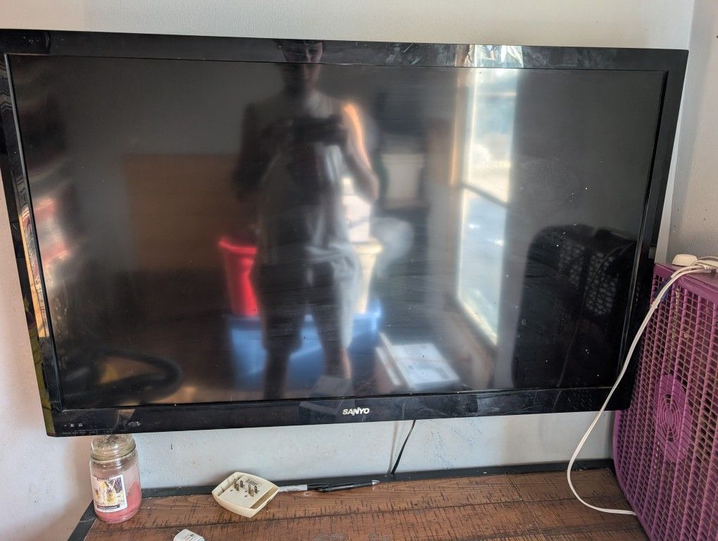 50" Sanyo